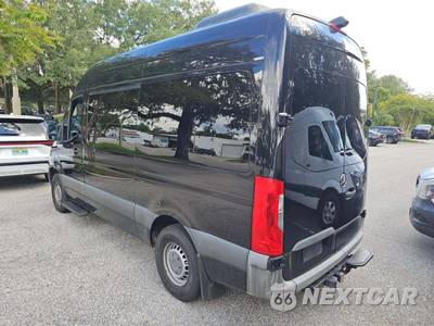 2019 Mercedes-Benz Sprinter 2500 Passenger Van High Roof 144.0" WB - zdjęcie 2 z 38 - miniatura