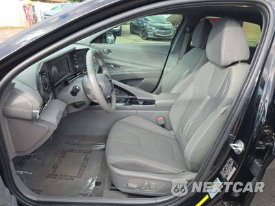 2022 Hyundai Elantra SEL - zdjęcie 6 z 20 - miniatura