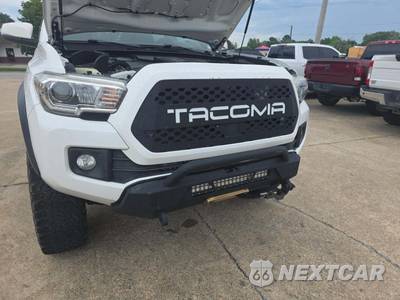 2018 Toyota Tacoma TRD Off-Road Crew Cab Medium Bed - zdjęcie 21 z 30 - miniatura