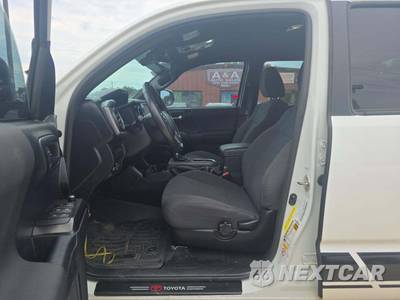 2018 Toyota Tacoma TRD Off-Road Crew Cab Medium Bed - zdjęcie 6 z 30 - miniatura