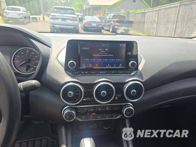 2025 Nissan Sentra S - zdjęcie 10 z 23 - miniatura