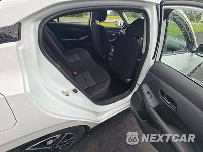 2025 Nissan Sentra SV - zdjęcie 16 z 22 - miniatura
