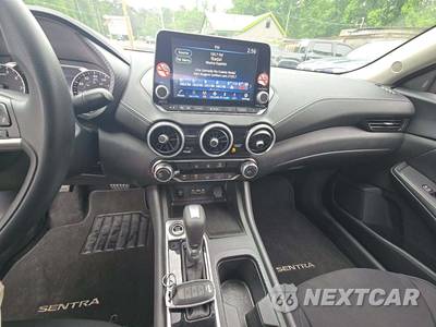 2025 Nissan Sentra SV - zdjęcie 10 z 22 - miniatura