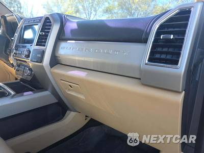 2018 Ford Super Duty F-350 Lariat Crew Cab Long Bed DRW - zdjęcie 16 z 25 - miniatura