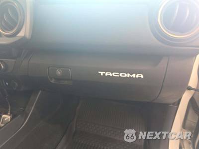 2020 Toyota Tacoma TRD Off-Road Crew Cab Medium Bed - zdjęcie 16 z 27 - miniatura