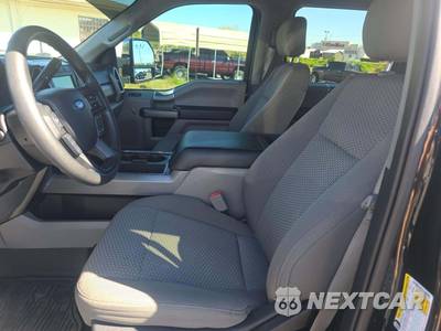2019 Ford Super Duty F-250 XLT Crew Cab Medium Bed - zdjęcie 3 z 19 - miniatura