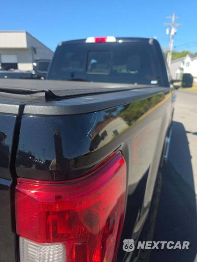 2019 Ford Super Duty F-250 XLT Crew Cab Medium Bed - zdjęcie 18 z 19 - miniatura