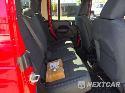 2024 Jeep Gladiator Sport Crew Cab Medium Bed - zdjęcie 13 z 19 - miniatura