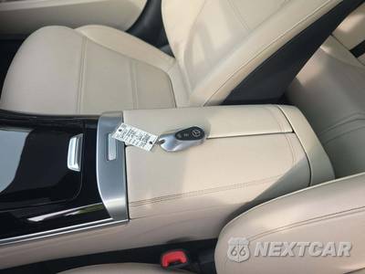 2022 Mercedes-Benz C 300 4MATIC Sedan - zdjęcie 5 z 19 - miniatura