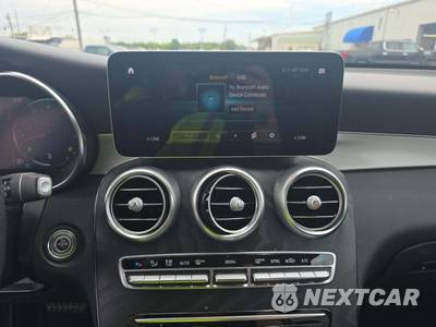 2022 Mercedes-Benz GLC 300 - zdjęcie 7 z 26 - miniatura