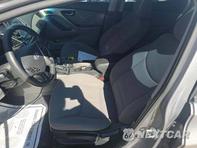2014 Hyundai Elantra SE Sedan - zdjęcie 3 z 20 - miniatura