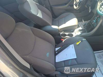2014 Hyundai Elantra SE Sedan - zdjęcie 15 z 20 - miniatura