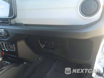 2026 Jeep Wrangler 2 Door Sport - zdjęcie 16 z 17 - miniatura