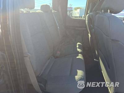 2018 Ford F-150 XLT Extended Cab Medium Bed w/Rear Doors - zdjęcie 16 z 29 - miniatura