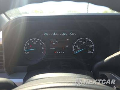 2026 Ford Super Duty F-250 XL Crew Cab Medium Bed - zdjęcie 6 z 23 - miniatura