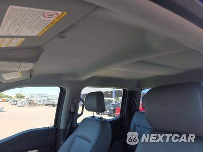 2026 Ford Super Duty F-250 XL Crew Cab Medium Bed - zdjęcie 7 z 23 - miniatura