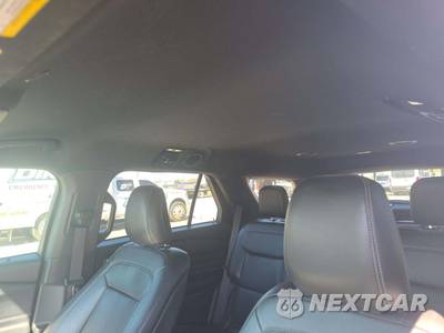 2020 Ford Explorer XLT - zdjęcie 8 z 23 - miniatura