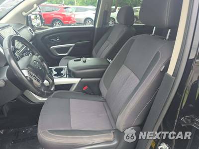 2020 Nissan TITAN SV Crew Cab Short Bed - zdjęcie 3 z 28 - miniatura