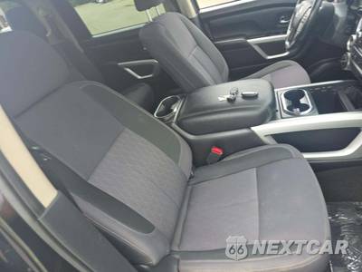2020 Nissan TITAN SV Crew Cab Short Bed - zdjęcie 15 z 28 - miniatura