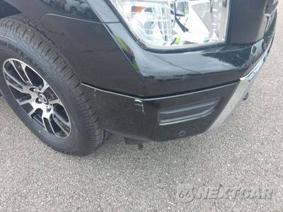 2020 Nissan TITAN SV Crew Cab Short Bed - zdjęcie 18 z 28 - miniatura