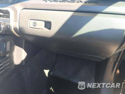 2024 Toyota Tacoma SR Crew Cab Medium Bed - zdjęcie 16 z 18 - miniatura