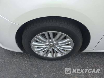 2015 Lexus ES 350 - zdjęcie 21 z 28 - miniatura