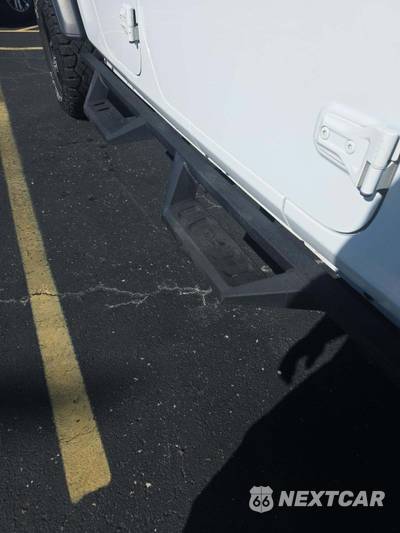 2021 Jeep Gladiator Rubicon Crew Cab Medium Bed - zdjęcie 23 z 24 - miniatura