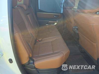 2023 Toyota Tundra Hybrid 1794 Edition Crew Cab Short Bed - zdjęcie 16 z 20 - miniatura