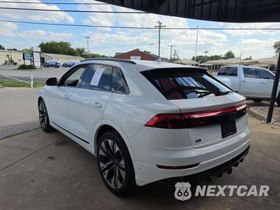 2026 Audi Q8 Premium Plus 55 TFSI - zdjęcie 2 z 24 - miniatura
