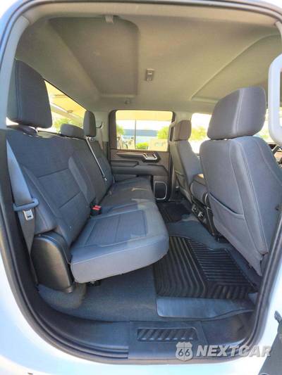 2026 Chevrolet Silverado 2500HD LT Crew Cab Long Bed - zdjęcie 16 z 24 - miniatura