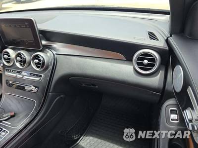 2018 Mercedes-Benz GLC 300 4MATIC - zdjęcie 19 z 22 - miniatura