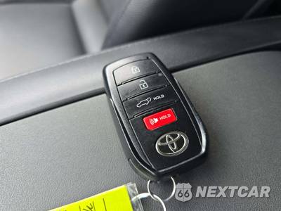 2024 Toyota Highlander XLE - zdjęcie 5 z 19 - miniatura