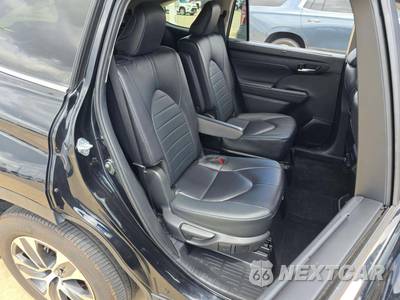 2024 Toyota Highlander XLE - zdjęcie 14 z 19 - miniatura