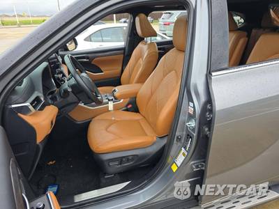 2025 Toyota Highlander Hybrid Platinum - zdjęcie 6 z 21 - miniatura