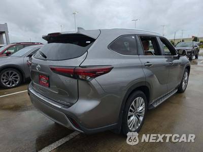2025 Toyota Highlander Hybrid Platinum - zdjęcie 3 z 21 - miniatura
