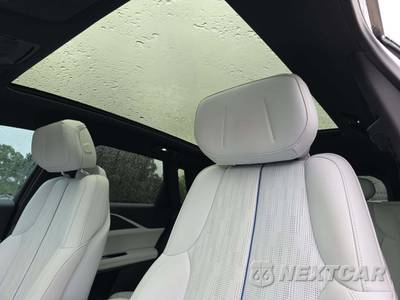 2024 Cadillac LYRIQ Sport 1 w/1SF - zdjęcie 11 z 25 - miniatura
