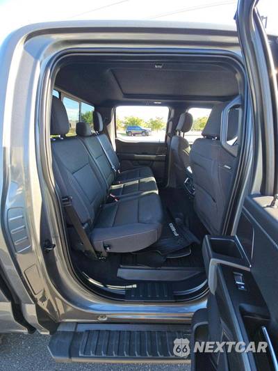 2023 Ford F-150 XLT Crew Cab Short Bed - zdjęcie 13 z 17 - miniatura