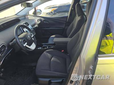 2017 Toyota Prius Prime Plus - zdjęcie 6 z 30 - miniatura