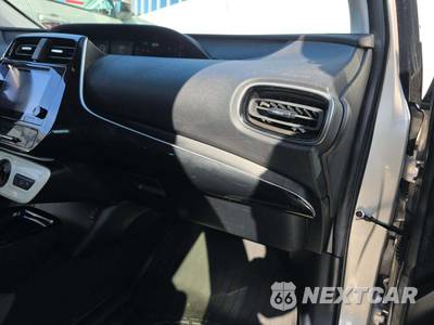 2017 Toyota Prius Prime Plus - zdjęcie 19 z 30 - miniatura