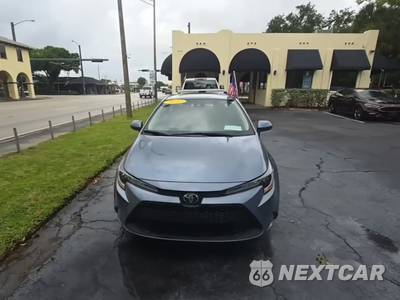 2022 Toyota Corolla LE Sedan - zdjęcie 2 z 33 - miniatura