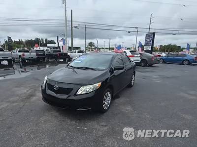2010 Toyota Corolla LE - zdjęcie 1 z 33 - miniatura