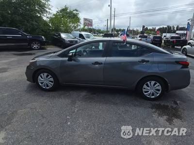 2020 Nissan Versa S - zdjęcie 3 z 33 - miniatura
