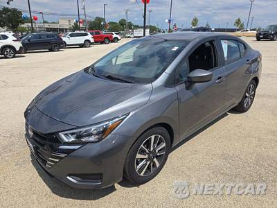 2025 Nissan Versa SV - zdjęcie 1 z 22 - miniatura