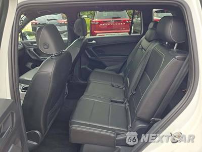 2021 Volkswagen Tiguan SE R-Line Black - zdjęcie 13 z 23 - miniatura
