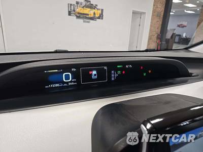 2017 Toyota Prius Prime Premium - zdjęcie 9 z 29 - miniatura