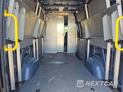 2019 Mercedes-Benz Sprinter 2500 Crew Van High Roof 144.0" WB - zdjęcie 13 z 26 - miniatura