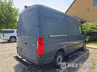 2019 Mercedes-Benz Sprinter 2500 Crew Van High Roof 144.0" WB - zdjęcie 3 z 26 - miniatura