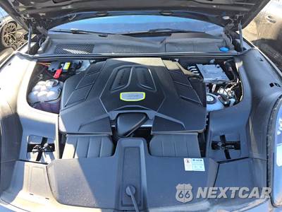 2020 Porsche Cayenne E-Hybrid - zdjęcie 22 z 25 - miniatura