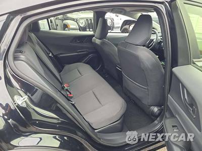 2025 Toyota Prius LE - zdjęcie 16 z 21 - miniatura