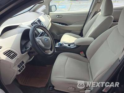 2011 Nissan LEAF SL-e - zdjęcie 6 z 23 - miniatura